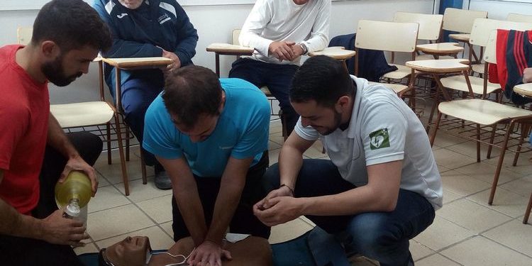 2017-11-16-NP-INSTALACIONES-DEPORTIVAS-ESPACIOS-CARDIOPROTEGIDOS
