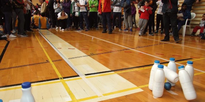 2018-05-22 NP. JUEGOS POPULARES ADAPTADOS EN EL PABELLÓN DEPORTIVO