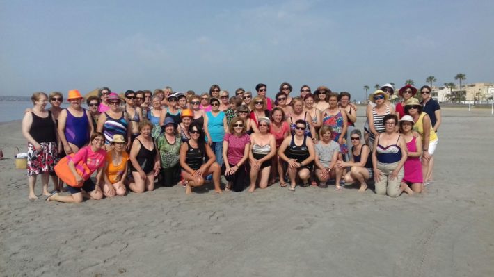 2018-06-14 NP. LA GIMNASIA PARA TERCERA EDAD VIAJA A LA PLAYA