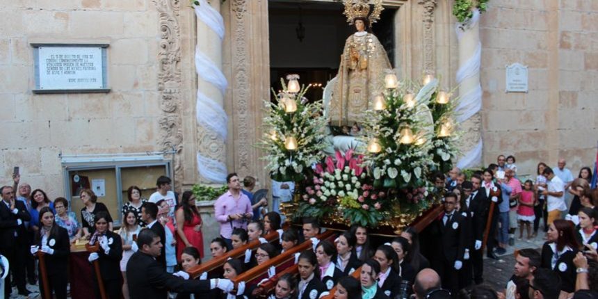 Virgen y porteadores buena