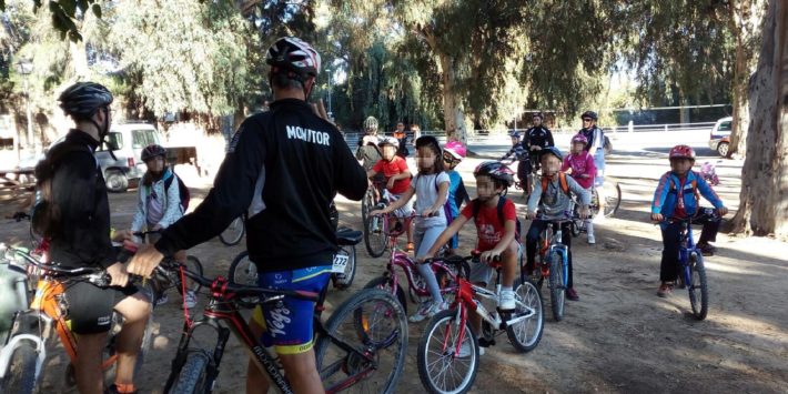 2019-10-29 NP. MARCHA EN BICI POR EL RÍO TARAFA DE LAS ESCUELAS DEPORTIVAS