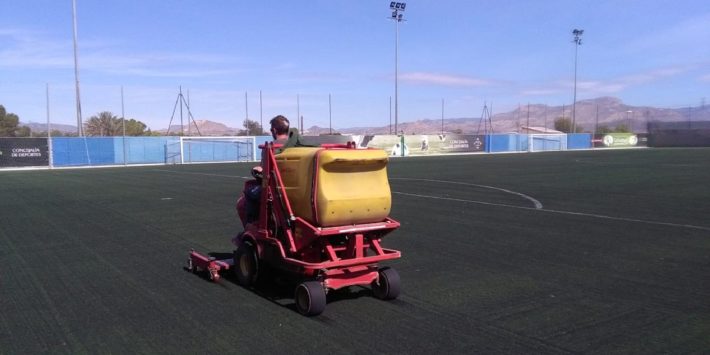 2019-11-15 NP. DEPORTES MEJORA LOS CAMPOS DE FÚTBOL