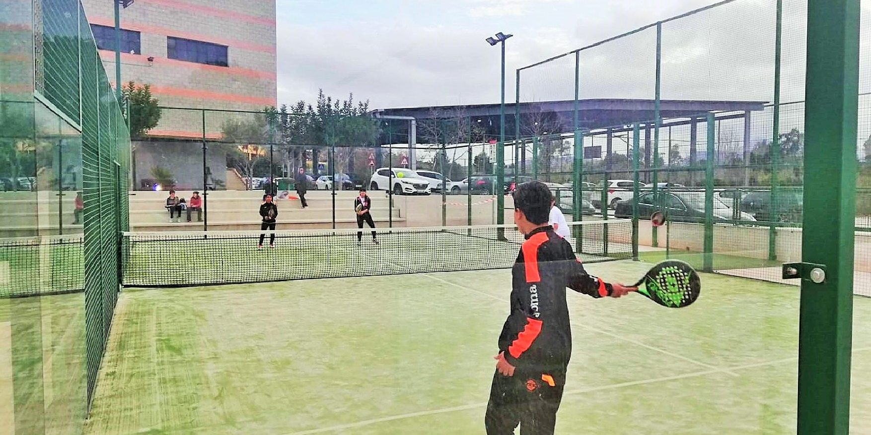 2020-03-03 NP. SIGUE EL TORNEO DE MENORES DE PÁDEL