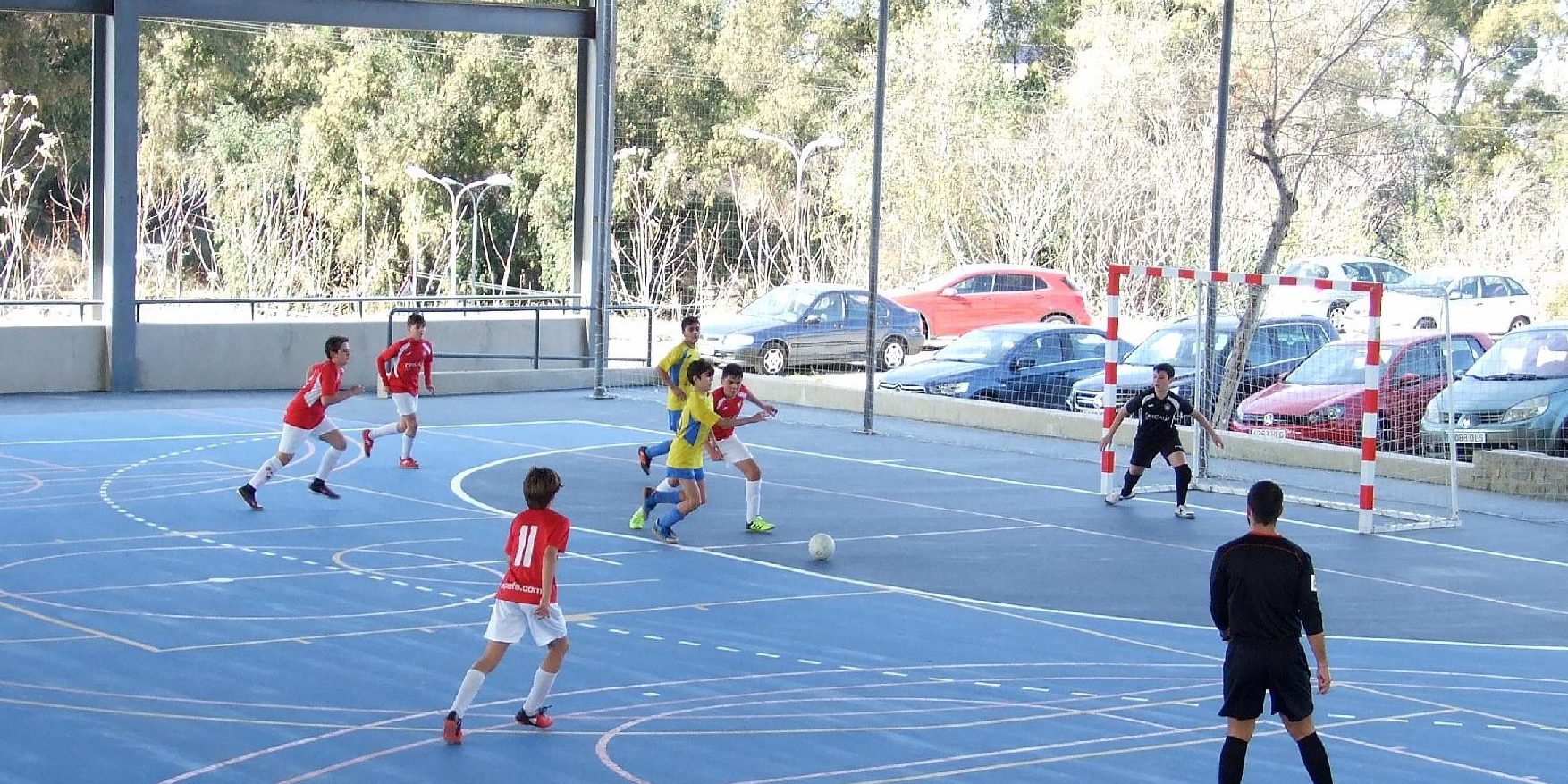 La pista cubierta municipal acoge la de Fútbol Sala los juegos escolares – de Aspe