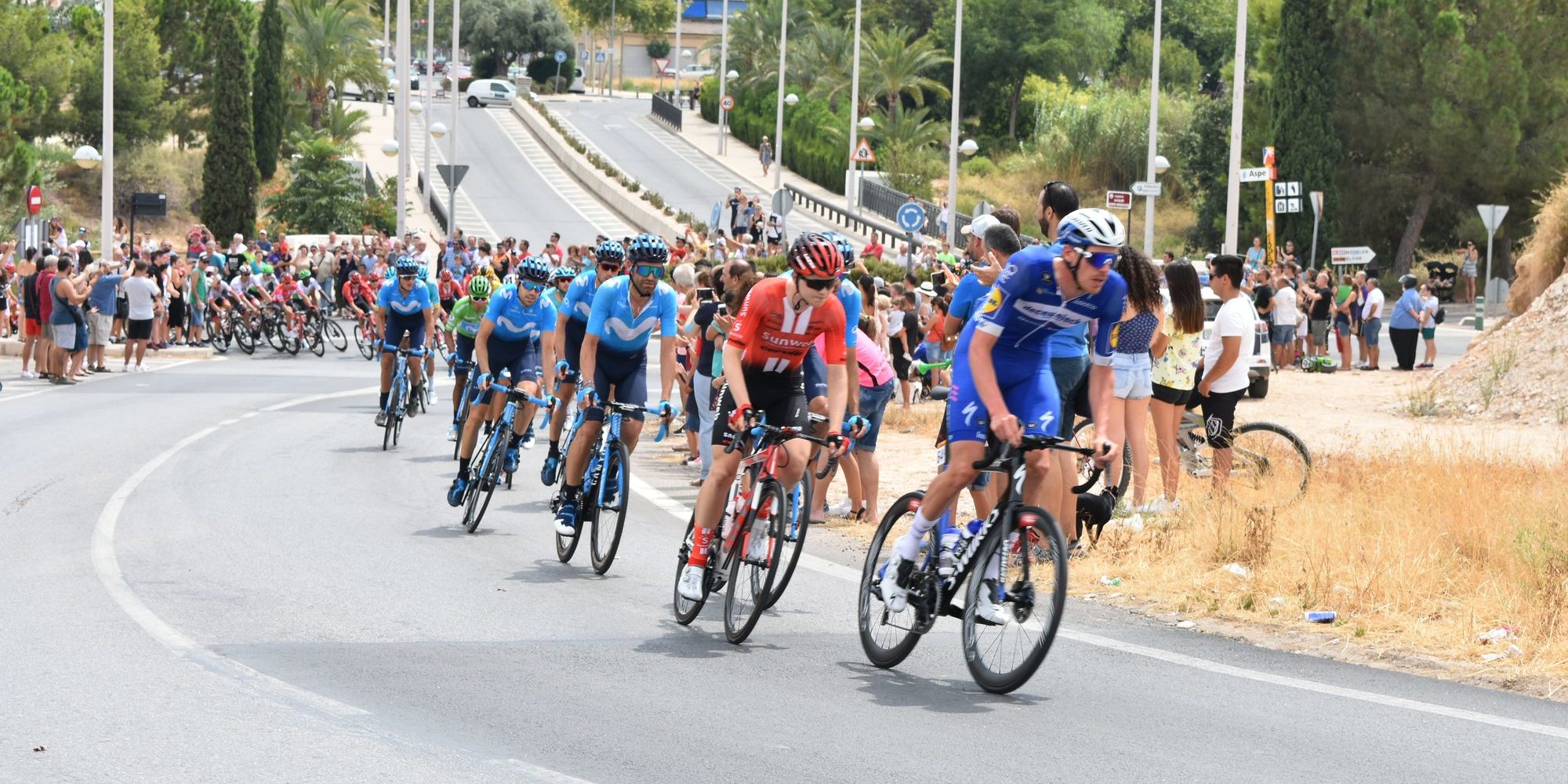 FOTO NOTA-128-2021-05-26 NP. LA VUELTA CICLISTA A ALICANTE PASA POR ASPE