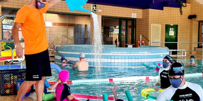 FOTO NOTA-155-2021-06-17 NP. CLAUSURA DE LOS CURSOS DE NATACIÓN DE LA PISCINA CUBIERTA