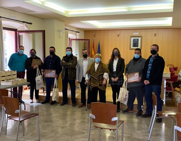 El Ayuntamiento de Aspe ha homenajeado a los trabajadores y trabajadoras jubilados durante el año 2021
