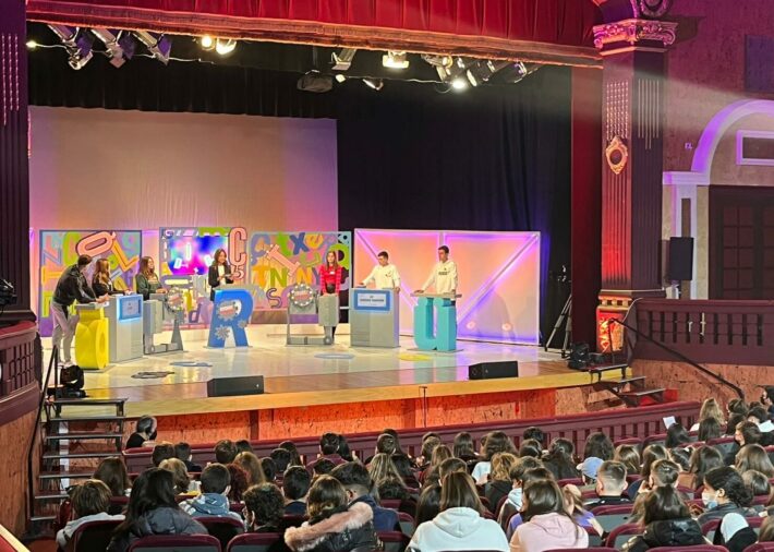 55.- FOTO NOTA El Teatro Wagner acoge el programa Rosquilletres (2)