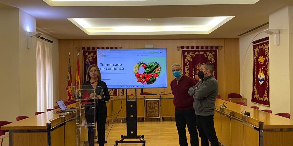 74.- FOTONOTA Presentación pagina web Mercado de abastos de Aspe