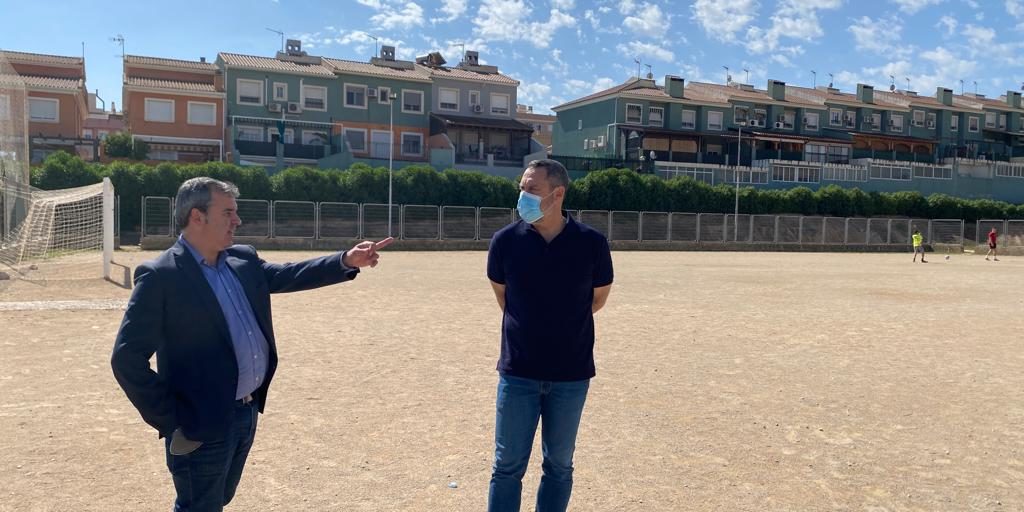 83.- FOTO NOTA El campo de fútbol de la NIA ()