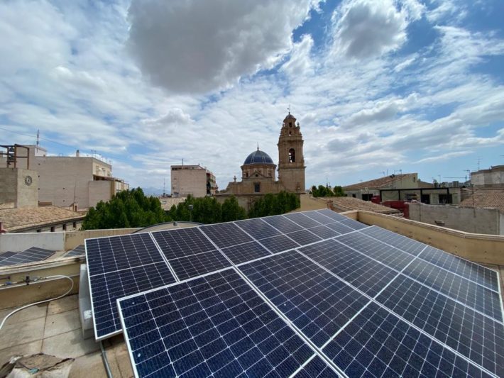151.- FOTO NOTA placas solares