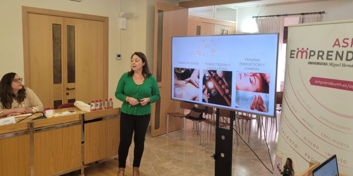 225.- FOTO NOTA Aspe emprende 7ªedicion (1)