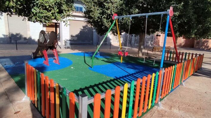Plaza Cataluña. Nuevo parque infantil