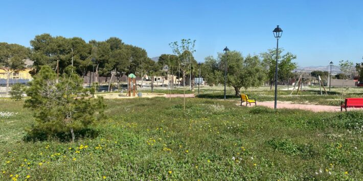 solar del pump track