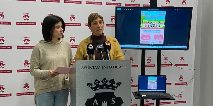 Aspe juega en los parques