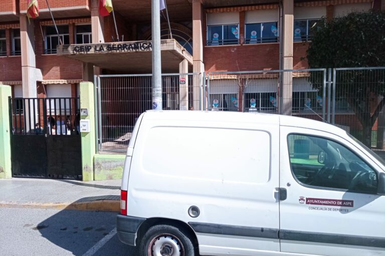 entrega material deportivo (2)